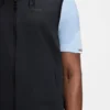 Water-repellent hooded gilet with micro-waffle structure