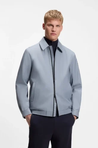 Water-repellent jacket in stretch material