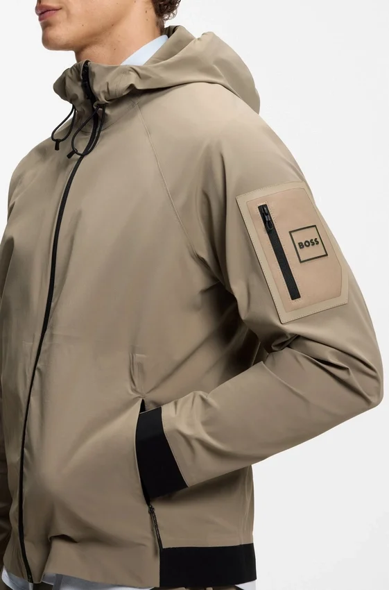 Water-repellent jacket with micro-waffle structure Water-repellent jacket with micro-waffle structure