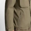 Water-repellent jacket with padded inner