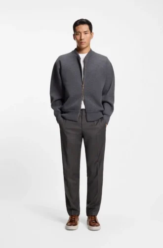 Water-repellent regular-fit trousers in virgin wool