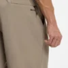 Water-repellent shorts in micro-waffle fabric