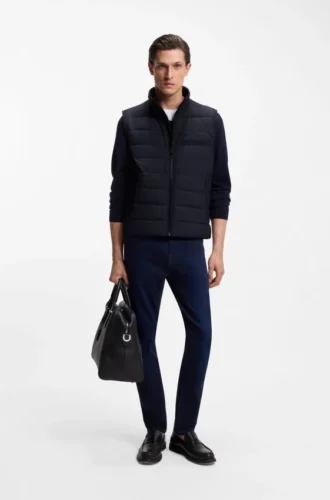 Water-repellent vest with logo detail