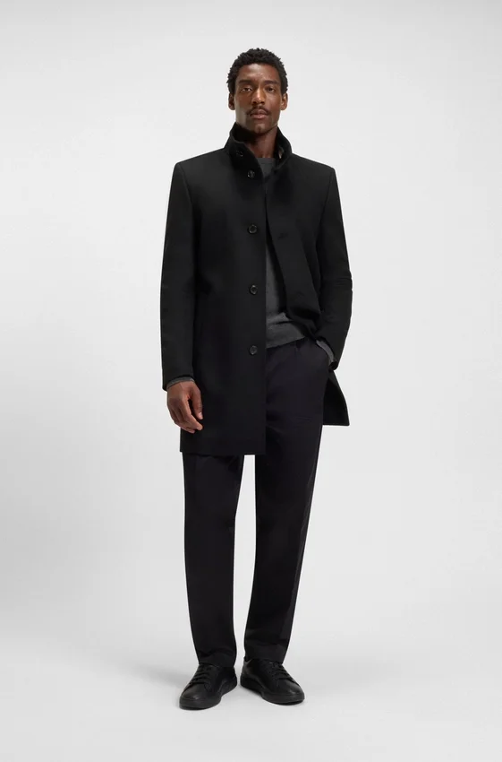 Wool-cashmere coat in a slim fit Wool-cashmere coat in a slim fit