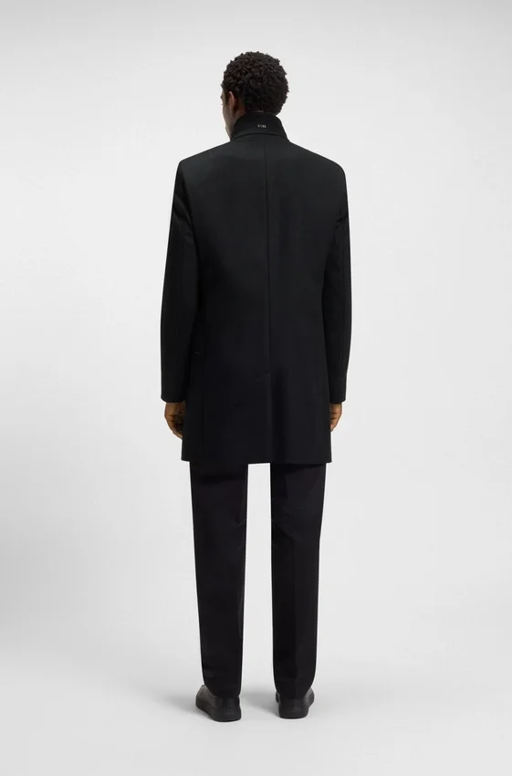 Wool-cashmere coat in a slim fit Wool-cashmere coat in a slim fit