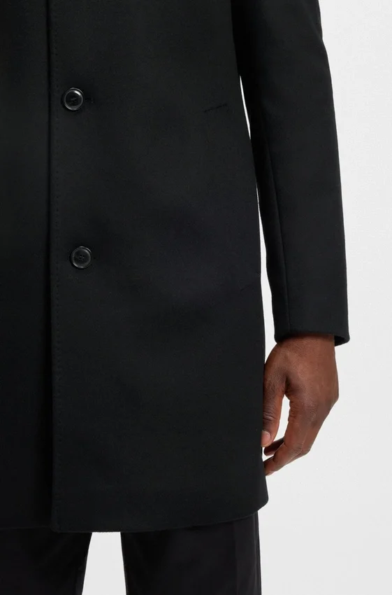 Wool-cashmere coat in a slim fit Wool-cashmere coat in a slim fit