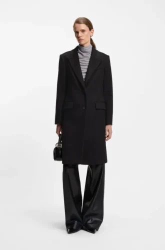 Wool coat in a regular fit