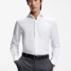 Wrinkle-resistant slim-fit shirt in a cotton blend