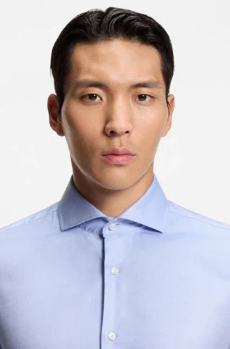 Wrinkle-resistant slim-fit shirt in a cotton blend